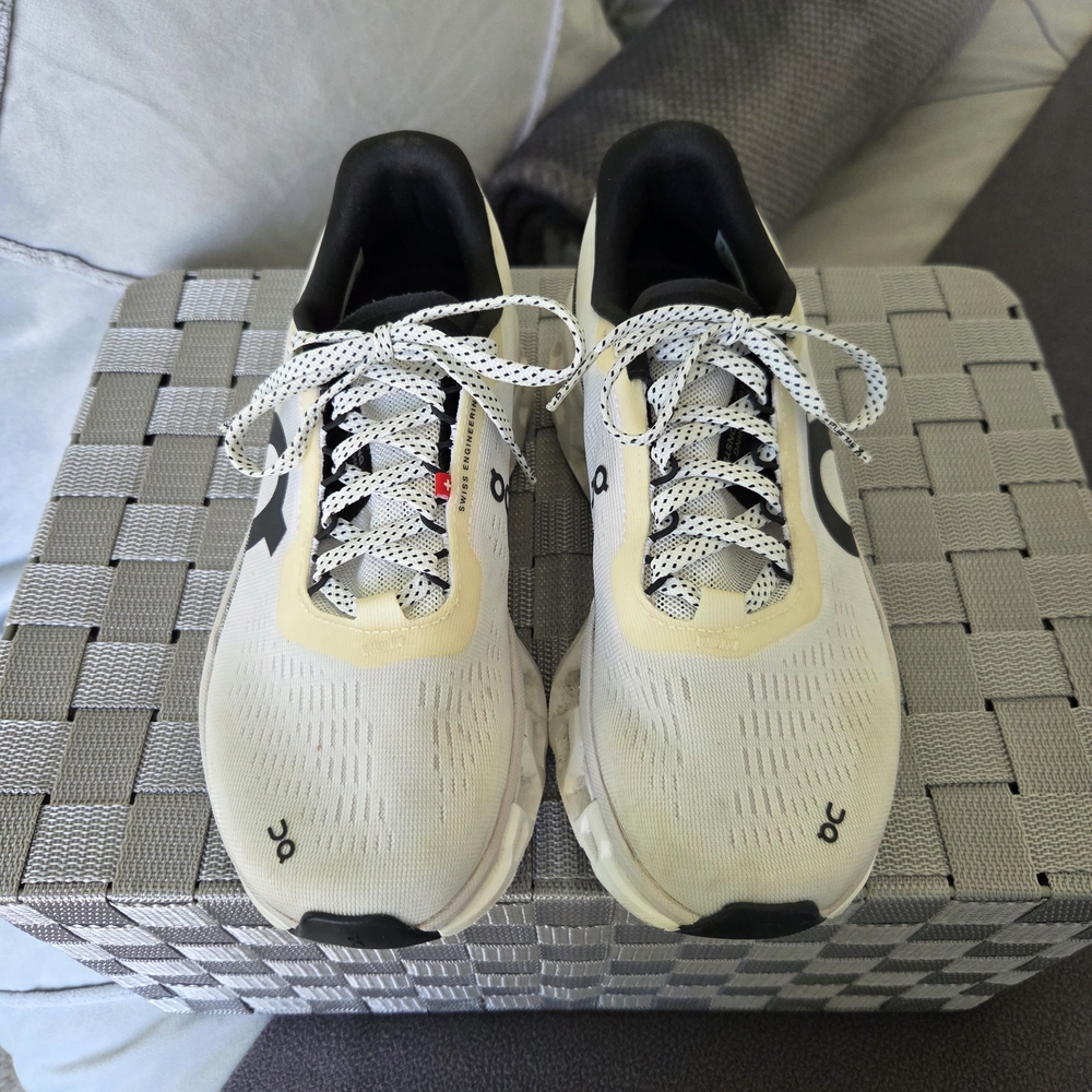 Womens On Running Cloudmonster 2 White and Black Sneakers - Picture 2 of 10